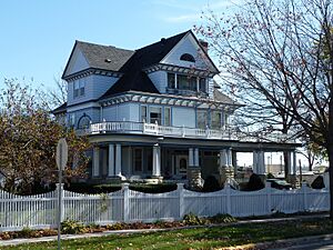 2010-1025-LeutholdHouse
