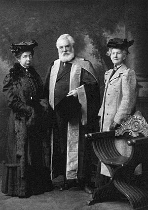 Bell receives honorary LL.D from University of Edinburgh