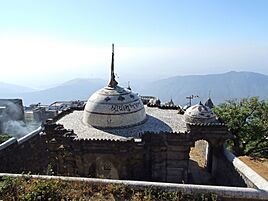 Chaumukhiji temple, Girnar