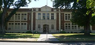 Colusa, California city hall from NE 1.JPG