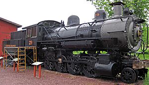 Copper Range - 29 steam locomotive (2-8-0) & tender 2 (19152300740).jpg