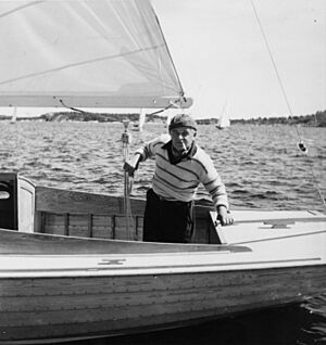 Evert Taube Sandhamnsregattan 1942 001