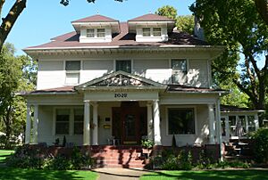 Gottschalk House (Columbus, Nebraska) from S