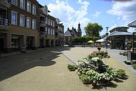 Het centrum van Woudenberg met zicht op het Raadhuis.