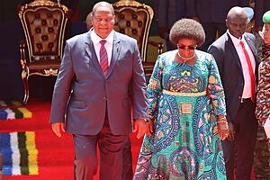 Le président et la première dame étaient présents aux paradex militaire qui avait eu lieu au camp KASSAï.