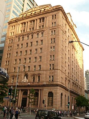 MacArthur Central, Brisbane