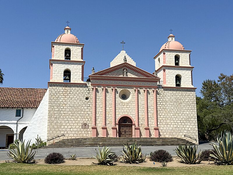 Mission Santa Barbara 2025