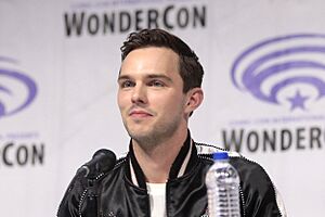 Nicholas Hoult (47519169471) (cropped)