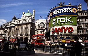 Piccadilly circus 1992 07