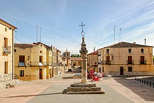 Plaza de la Villa en San Juan del Monte.jpg