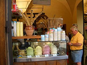 Ponte-Vecchio-ice-cream-0851