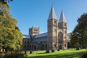 Southwell Minster 2016 - north-west view.jpg