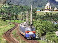 ВЛ10-1481, Украина, Львовская область, перегон Лавочное - Славское (Trainpix 212801).jpg