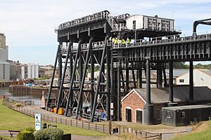 Anderton boat lift August 2015 06