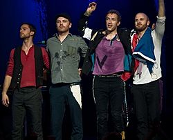 Coldplay (Will Champion) at Beacon Theatre Playing Viva La…