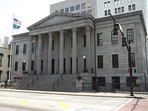 GA Savannah Customhouse02