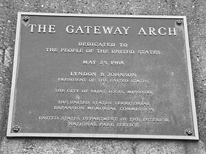 Gateway Arch Plaque