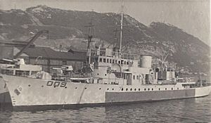 HMS Evadne at Gibraltar.jpg