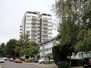 Heston Flats - panoramio