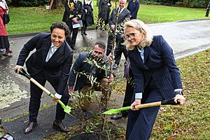 Hon Kiritapu Allan and Dame Helen Winkelmann planting a kauri 02