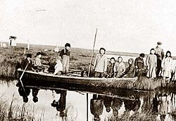 Inuit at Moravian Mission Station at Kuskokwim-River 1900