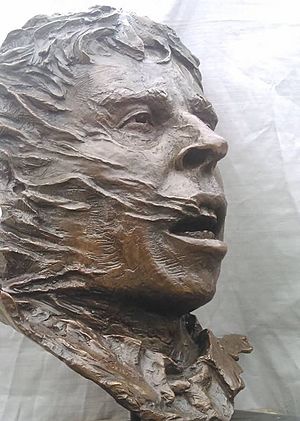 Jacques Brel Statue Vesoul