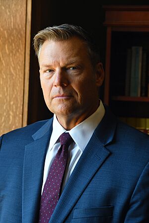 Kris Kobach official portrait, 2024.jpg