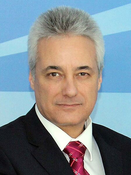 Marin Raykov (cropped)
