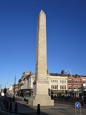 Obelisk, Lord Street, Southport (2)