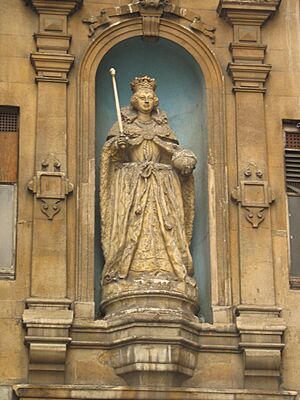 Queen Elizabeth I Statue, St. Dunstan-in-the-West, Fleet Street, London
