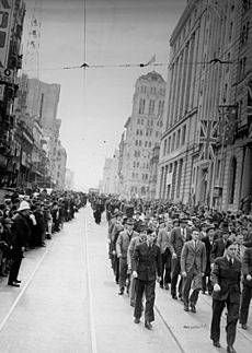 StateLibQld 1 126407 R.A.A.F. recruits marching along Queen Street, Brisbane, during World War II