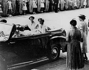 StateLibQld 1 167035 Queen Elizabeth II and her Lady-in-Waiting arrive at a Women's Reception at Brisbane City Hall, 1954