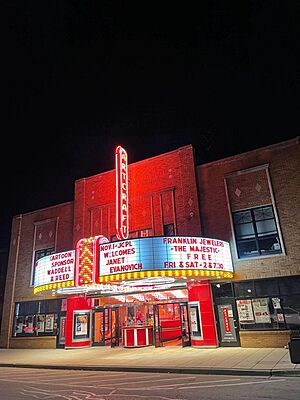 Artcraft Theatre Franklin IN.jpg