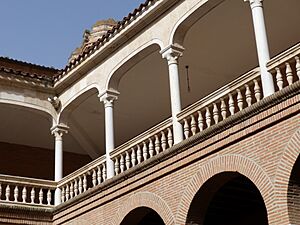 Castillo de Coca, Interior, Segovia, España, 2016 01