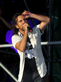 Eddie Vedder and Pearl Jam in concert in Italy 2006