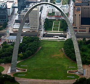 Gateway Arch from air
