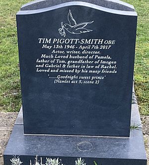 Grave of Tim Piggott-Smith in Highgate Cemetery