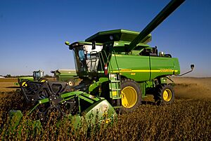 John Deere 9660STS combine