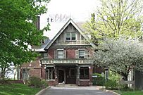 Laughlin House, Chatham University, 2023-04-20, 01