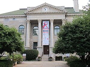 Old DeKalb County Courthouse Front