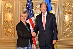Secretary Kerry and Swedish Foreign Minister Wallström Pose for a Photo Before Co-Hosting the Ministerial on Gender Based Violence in Humanitarian Emergencies in New York City (21676984038)