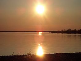 Stephens Lake at sunset.jpg