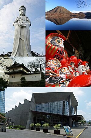 Left: Takasaki Kannon Statue [ja], Takasaki Castle, Gunma Music Center [ja], Right: Mount Haruna and Lake Haruna, Takasaki Daruma Doll (all items from above to bottom)