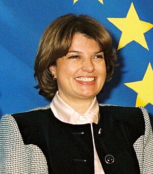 Tansu Çiller in 1994 (cropped)