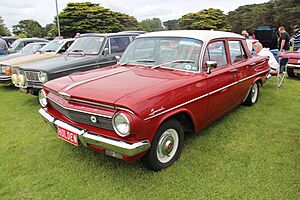 1962-63 EJ Sedan==