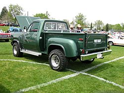1977 Dodge Power Wagon rear (14129101889)