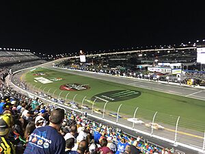 2018 Coke Zero Sugar 400 final stage from frontstretch