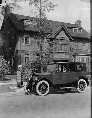 211 Arden R.C.Traub 1921 Packard car