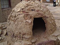 24 Acoma Pueblo oven