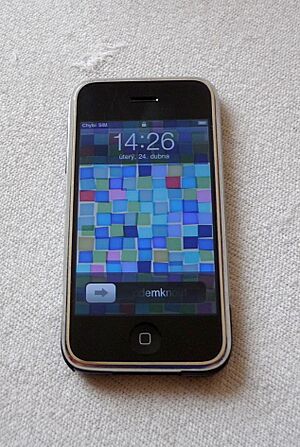 Apple iPhone 2G 8GB (16)